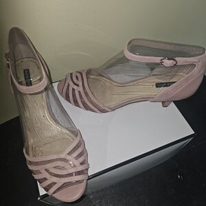 Alex Marie Plum Berry Heels